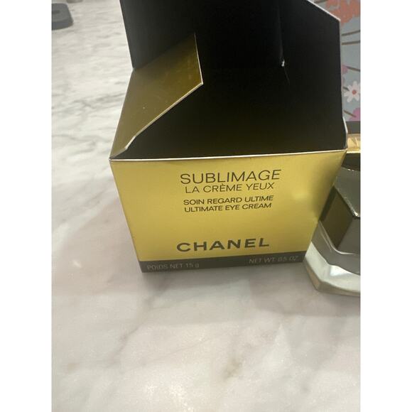 CHANEL Sublimage La Crème Yeux - Picture 3 of 8